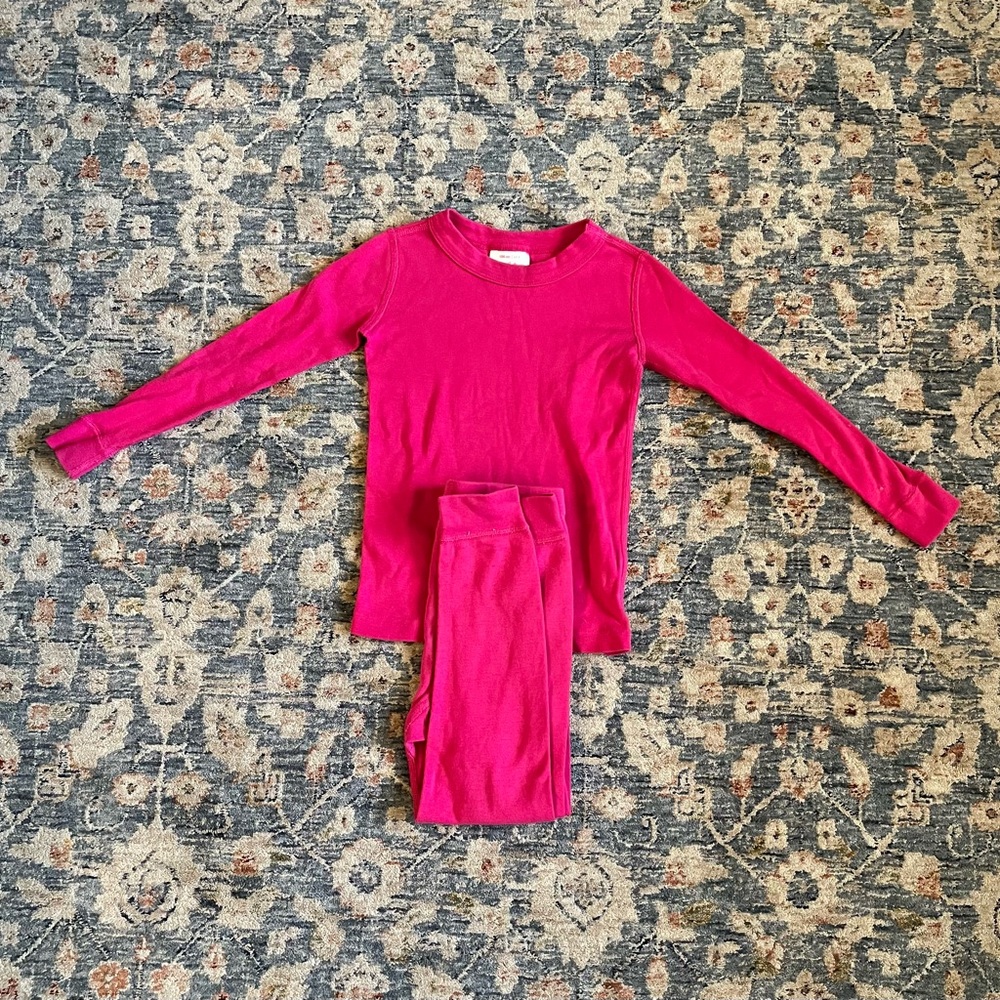 EUC Hannah Andersson size 100 (4) long john pajamas